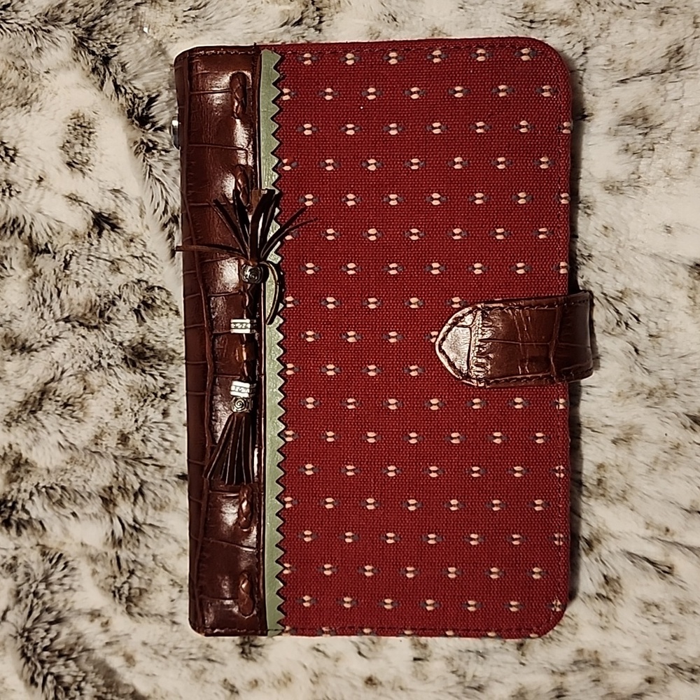 Brighton Croco Embossed Bifold Wallet w/notepad